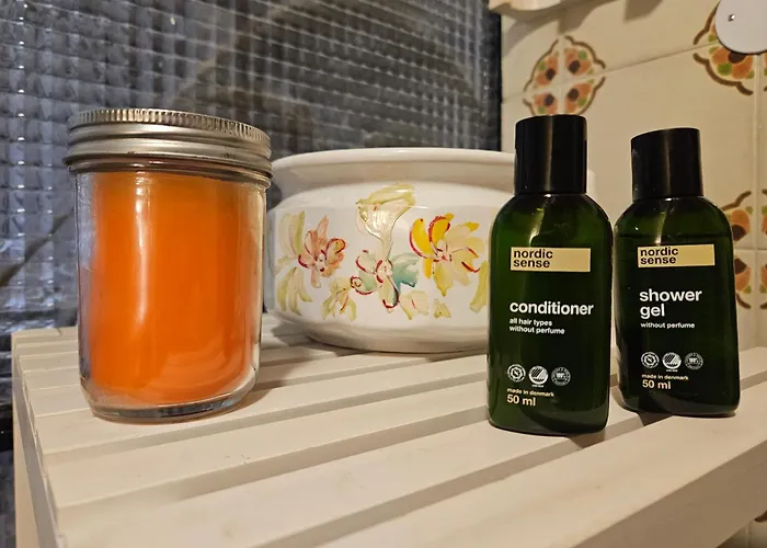 Il Cortile Nel Borgo Λαντσιάνο