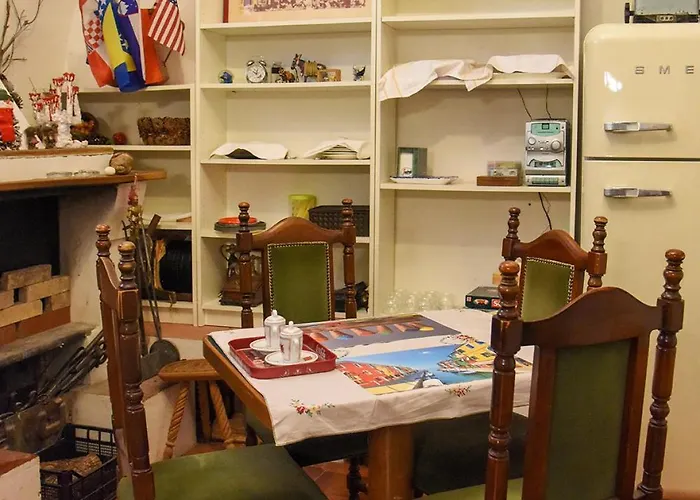 Il Cortile Nel Borgo Λαντσιάνο